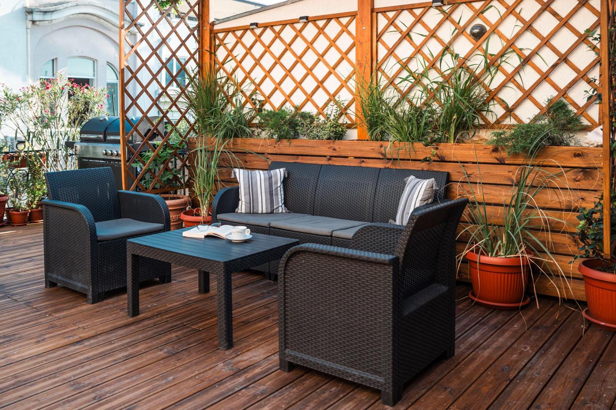 Three Dolphins Hotel With Rooftop Terracе Varna Exterior photo
